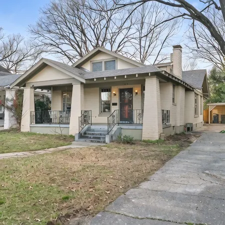 4 KING BEDS Luxurious Historic Home in the Heart of Memphis