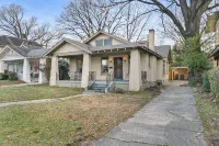 4 KING BEDS Luxurious Historic Home in the Heart of Memphis - บังกะโล