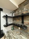 Ground-Level Bed and Bath! Well Equipped Beautiful Backyard and Near the Beach. - WiFi