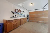 3bd2.5ba Ocean/Mountain View Single Level Spacious House sleeps 8 - Wifi