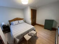 Renovated charmer in the heart of Decorah’s Park District - Homestays