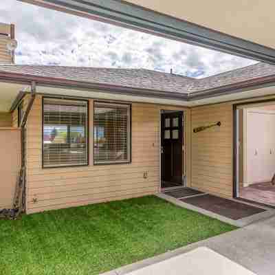 Wapato Point Halmalka Condo 510B 3 Bed 2 Bath Sleeps 8, Lake Views, Next to Pool Hotel Exterior