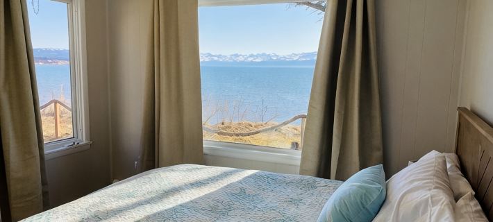STARFISH BUNGALOW AMAZING VIEW!! KACHEMAK DRIVE Отели в г. Гомер