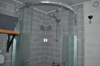Gîte  Piscine Sauna Balneo - Baie de Somme au Coeur de la forêt 2 Persons - Pools
