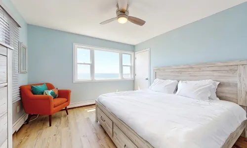 Charming 3 Bedroom Beach Front Cottage - 3-Star