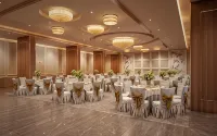 Treat Hotel Nashik City Center - breakfast