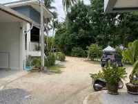 Happy House in Chaloklum - Pet friendly