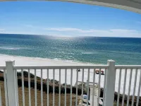 Private Beach! Gulf-front with a pool - Stunning views! Beach Service Covered! - 4-Star