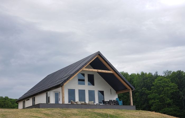The Cabin At Keuka Lake-Great Views overlooking the Lake!