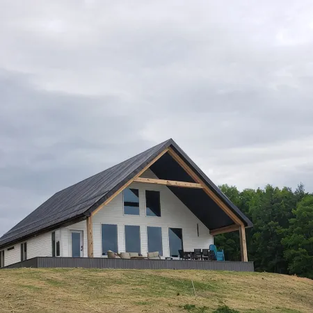 The Cabin At Keuka Lake-Great Views overlooking the Lake!