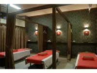 Minato Capsule Inn - 2 ดาว