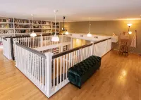 Firehouse Library Apartment - Holiday Apartments