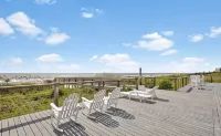 Spacious 4 Bedroom, 3 Bath Condo in Pawleys Island: 2-Minute Drive to Pvt Beach - con encanto