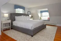 Beautiful Harbor Home with Ocean Views - 4성급