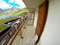 Central 6 Person 47m2 Apartment. Amazing South Facing Balcony. 150m To Ski Lifts - Wi-Fi