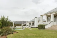 Swartberg Country Manor - maisons de vacances