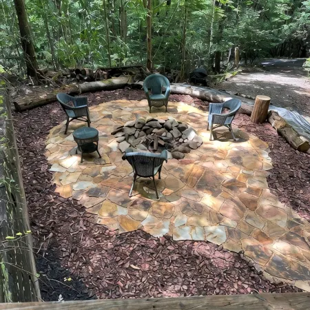 Log Cabin - Mountain Views - Hot Tub - Fire Pit