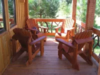 Red Blanket Cabin Near Crater Lake National Park - Hytter