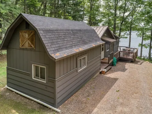 Quiet cottage with stunning peaceful lake views near Elcho and Pelican Lake WI - 3-Star