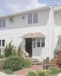 Beautiful updated condo w modern decor, overlooking Fenwick lighthouse from deck - Homestays