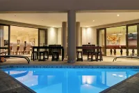 Pezula Lake House - Private Pools