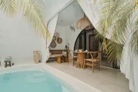Bohemian Jogja Villas with Private Pool - Huvilat