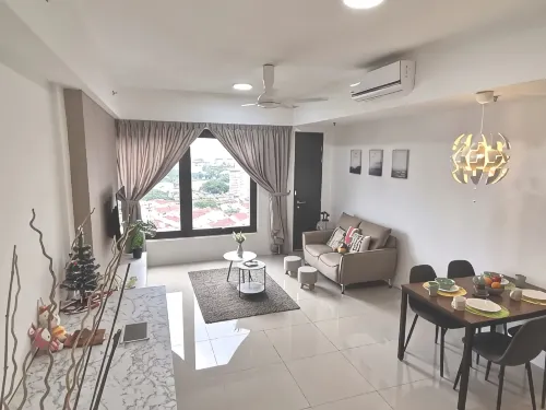 218 Tropicana 3 BR 2 carparks Georgetown 10pax - 3-Star