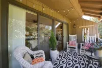 Beautiful Renovated Pinehurst Condo I 2 Bedroom/ 2 Bath I Pool I Sleeps 4 - 4-Star