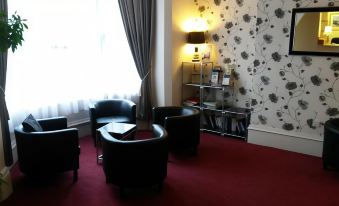 Ashwood Hotel