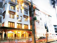 Hotel Khamsum โรงแรมในพาโร