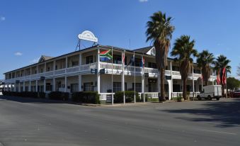 Karoo Country Inn