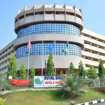 Royal Birds Hotel & Towers