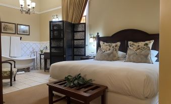 Kimberley Club Boutique Hotel