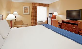 Holiday Inn Express & Suites ST. Louis West - Fenton