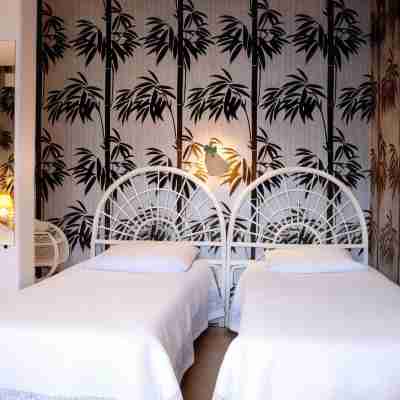 Logis Hôtel les Tilleuls Rooms