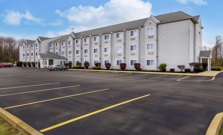 Quality Inn & Suites North Lima - Boardman - Housity