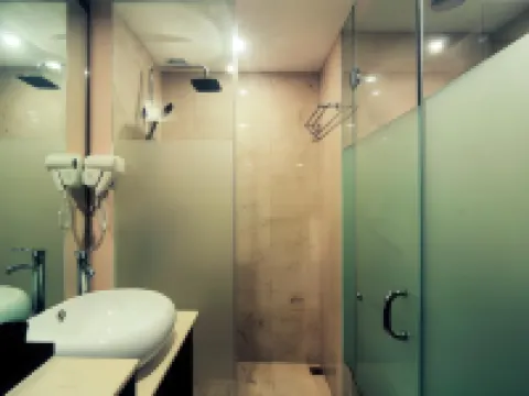 Grand Edge Hotel Semarang Hotels in Candisari