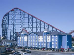 The Big Blue Hotel - Blackpool Pleasure Beach