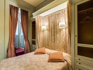 Casa Heberart Guest House Sistina