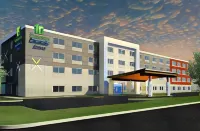 Holiday Inn Express & Suites Trinity