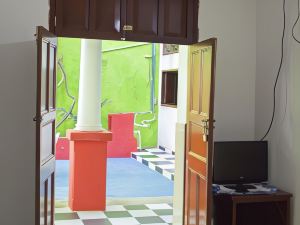 Hostal Maranatha - Hostel