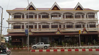 Champa Hotel
