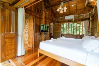 Saksila Resort Hotels near Doi Phu Kha National Park