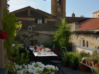 La Terrazza di Vico Olivi B&B Hotels in Ventimiglia