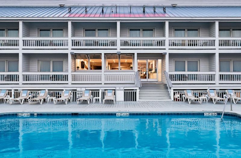 Shem Creek Inn photo 5