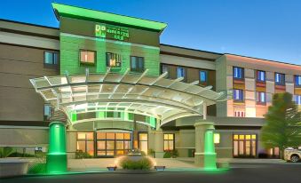 Holiday Inn & Suites Salt Lake City-Airport West