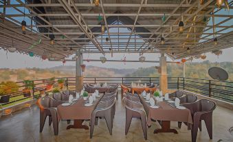 Mount Queens Hill Resort & Spa - Housity