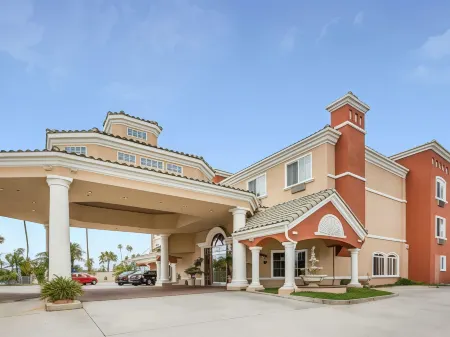 Comfort Suites Oceanside Camp Pendleton Area
