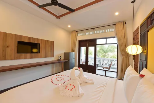 An Bang Beach Villa