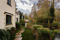 Wild Thyme & Honey Hotels in Coln Saint Aldwyns